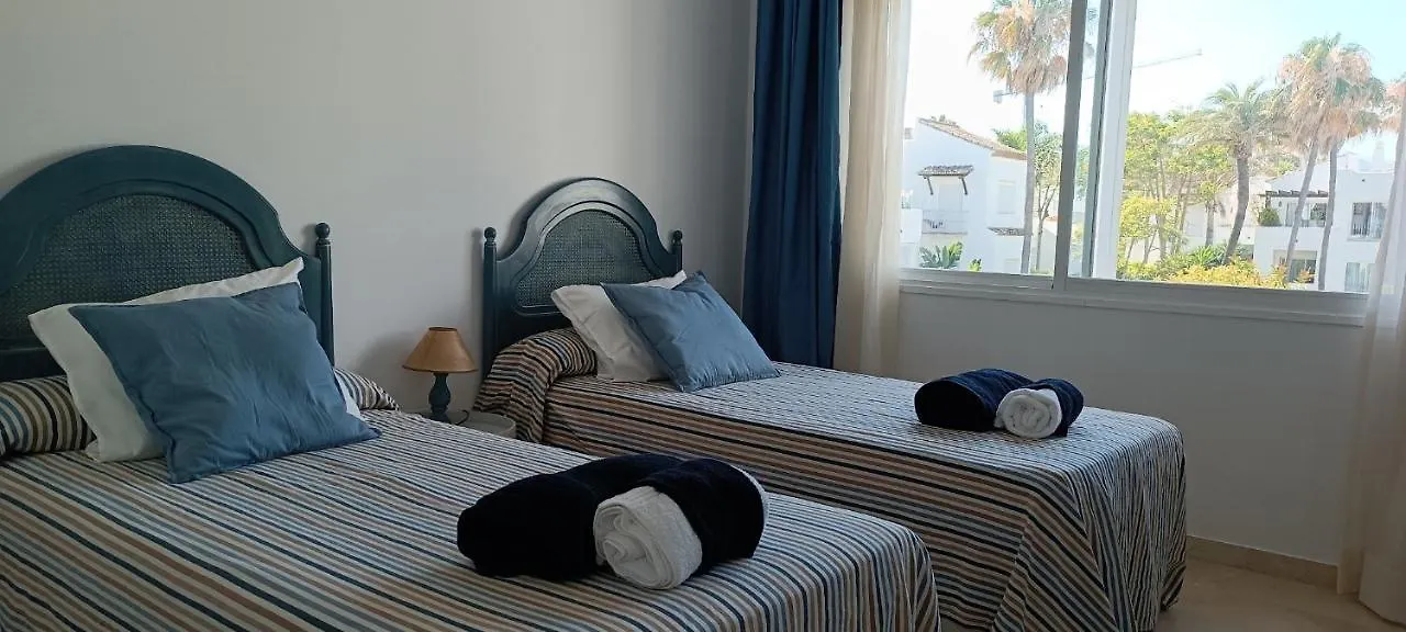 Espectacular Apartamento Primera Linea De Playa - Golf Estepona Spain